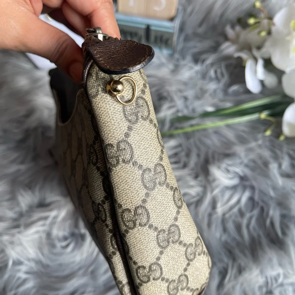 Authentic vintage Gucci web sherry line crossbody bag (001.105.0791) (KLV03) - Picture 3 of 15